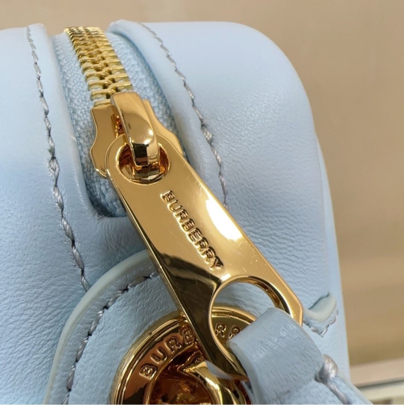 Bv*b*rry camera bags